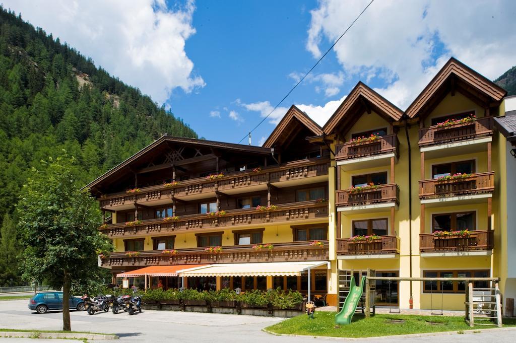 Hotel Neue Post Sölden Exteriör bild